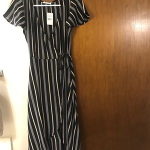 NWT - Socialite XS stripe dress